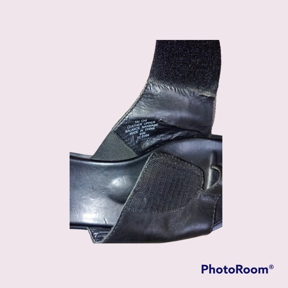 LIZFLEX Leather Slides Wide Velcro Strap Padded Leather Lining - Picture 8 of 9